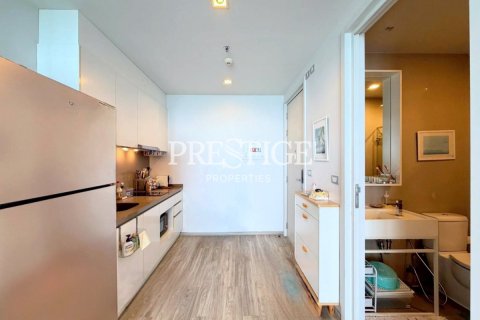 Condo in Pattaya, Thailand, 2 bedrooms № 197910 - photo 7