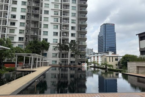 Condominio de 2 dormitorios en Chatuchak, Bangkok, Tailandia № 152547 - foto 6