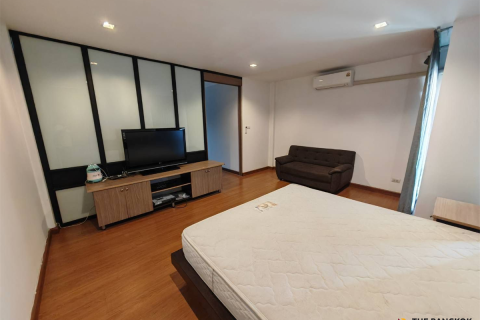 Reihenhaus in Bangkok, Thailand 3 Schlafzimmer № 189612 - Foto 7