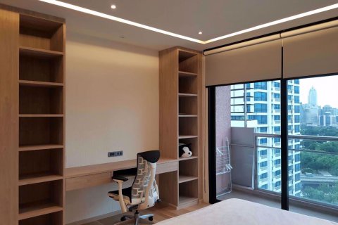 Condominio de 2 dormitorios en Bang Rak, Bangkok, Tailandia № 56190 - foto 15