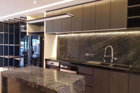 Condominio de 2 dormitorios en Bang Rak, Bangkok, Tailandia № 56190 - foto 5