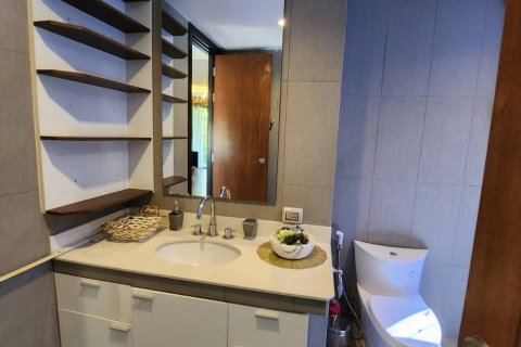 Condo in Chiang Mai, Thailand, 2 bedrooms  № 200391 - photo 9
