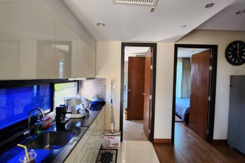 Condo in Chiang Mai, Thailand, 2 bedrooms  № 200391 - photo 6