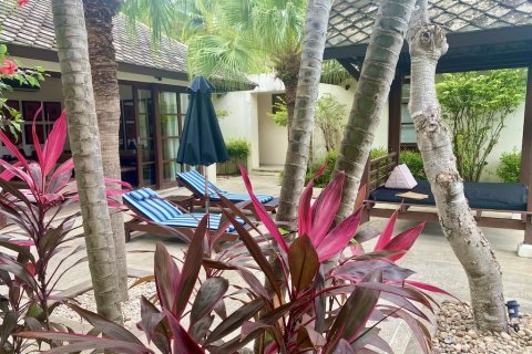 Casa de 3 dormitorios en Ko Samui, Tailandia № 65490 - foto 9