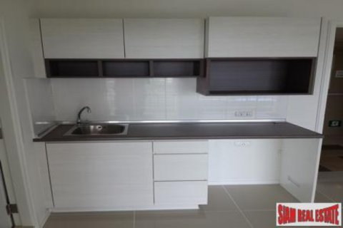 Apartment on Jomtien Beach, Pattaya, Thailand 1 bedroom № 203972