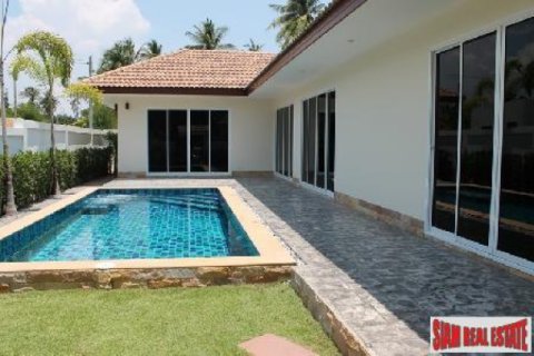วิลล่าในอำเภอหัวหิน, ประเทศไทย 2 ห้องนอน № 203971