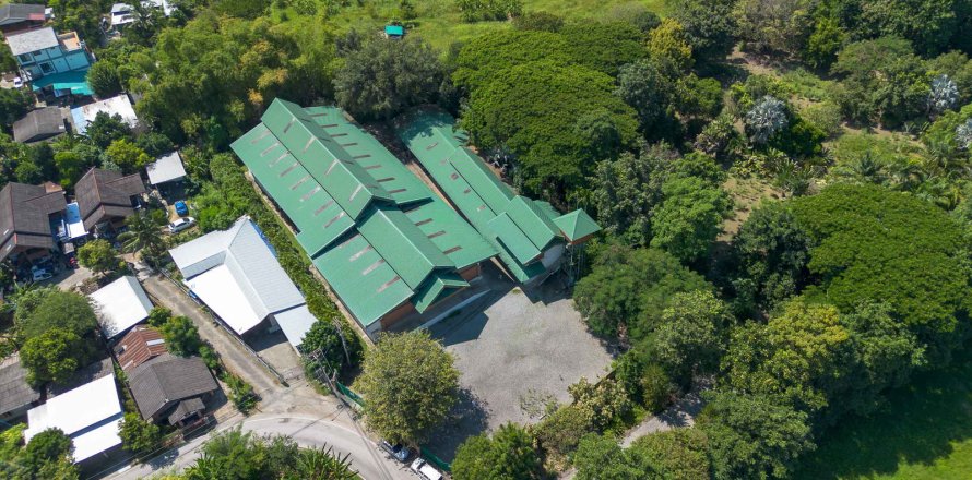 Almacén 1550 m2 en Chiang Mai, Tailandia № 122795
