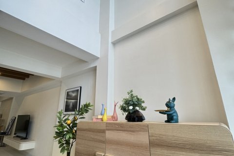 Adosado de 2 dormitorios en Phra Khanong, Bangkok, Tailandia № 155734 - foto 7