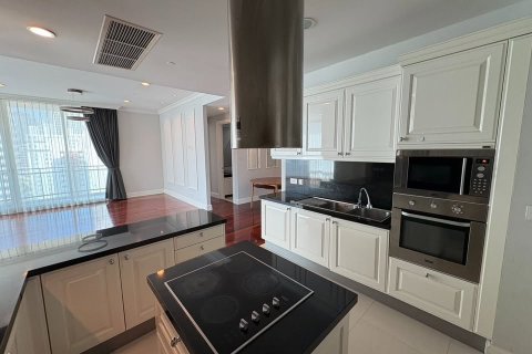Condominio de 3 dormitorios en Bangkok, Tailandia № 155732 - foto 6