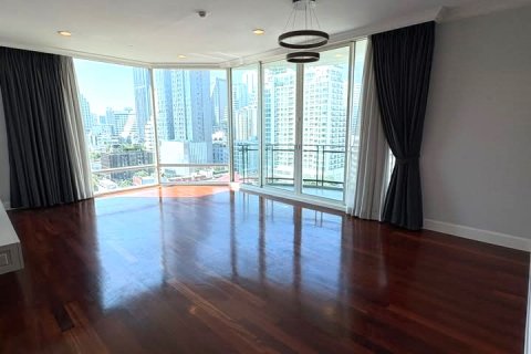 Condominio de 3 dormitorios en Bangkok, Tailandia № 155732 - foto 4