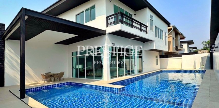 Maison à Pattaya, Thaïlande 4 chambres № 198191