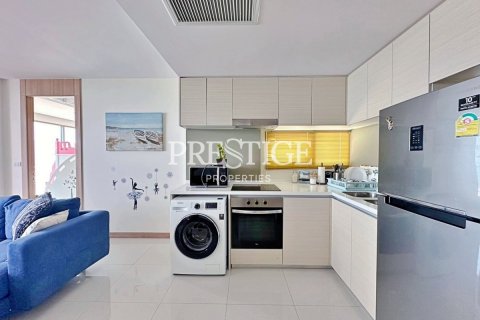 Condominio de 2 dormitorios en Pattaya, Tailandia № 198188 - foto 7