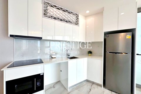 Condo in Pattaya, Thailand, 1 bedroom  № 198193 - photo 10