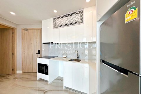 Condo in Pattaya, Thailand, 1 bedroom  № 198193 - photo 8