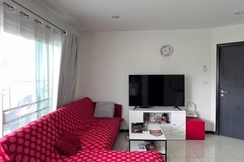 Apartamento de 1 dormitorio en Pattaya, Tailandia № 205889 - foto 4