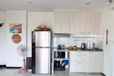Apartamento de 1 dormitorio en Pattaya, Tailandia № 205889 - foto 7