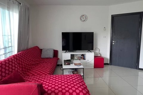 Apartamento de 1 dormitorio en Pattaya, Tailandia № 205889 - foto 13
