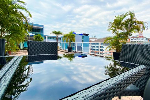 Apartamento de 1 dormitorio en Pattaya, Tailandia № 205889 - foto 20