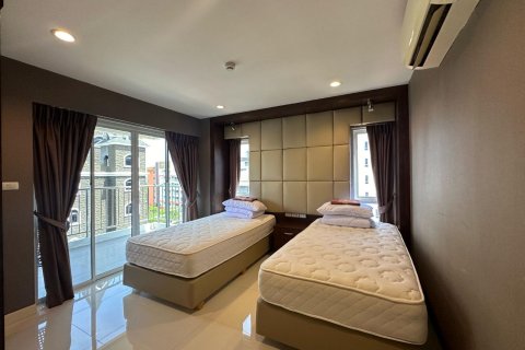 Apartamento de 384 dormitorios en Pattaya, Tailandia № 205885 - foto 8