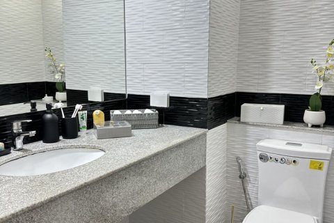 Apartamento de 1 dormitorio en Pattaya, Tailandia № 205888 - foto 18