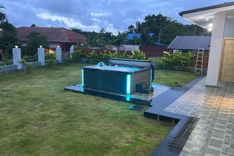 Chalet de 3 dormitorios en Phuket, Tailandia № 139406 - foto 8