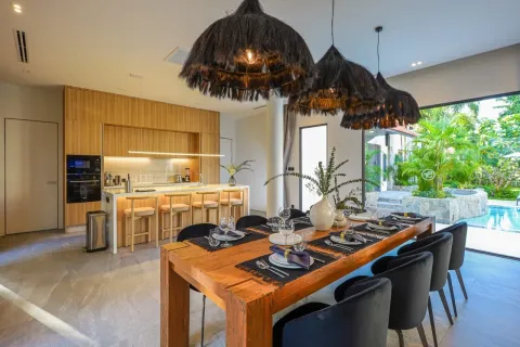 Casa de 4 dormitorios en Bang Tao, Tailandia № 232947 - foto 8