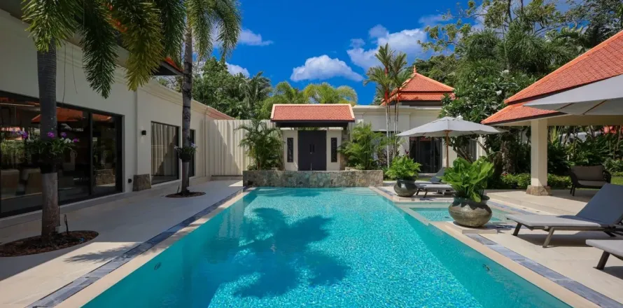 Casa de 4 dormitorios en Bang Tao, Tailandia № 232947