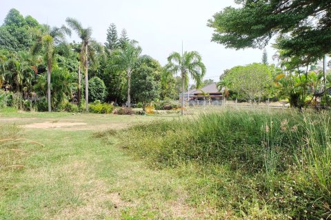 Terreno en Chonburi, Tailandia № 53763 - foto 7