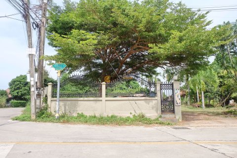 Terreno en Chonburi, Tailandia № 53763 - foto 4