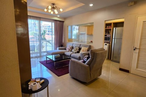 Condominio de 2 dormitorios en Watthana, Bangkok, Tailandia № 157188 - foto 2