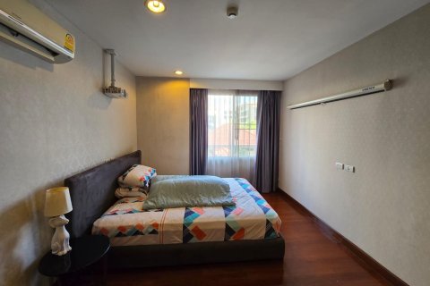 Condominio de 2 dormitorios en Watthana, Bangkok, Tailandia № 157188 - foto 14