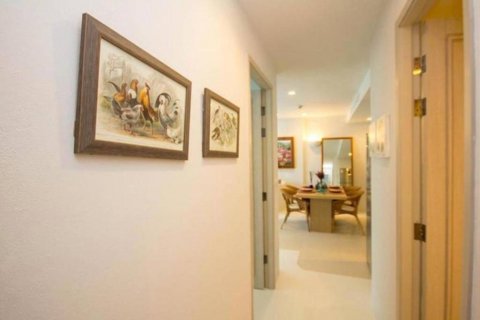 Condo in Hua Hin, Thailand, 2 bedrooms № 134572 - photo 8