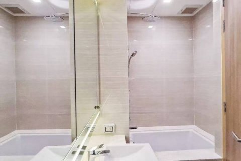 Eigentumswohnung in Bangkok, Thailand, 2 Schlafzimmer № 134578 - Foto 9