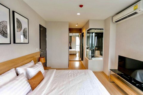 Condominio de 2 dormitorios en Sathon, Bangkok, Tailandia № 144163 - foto 9