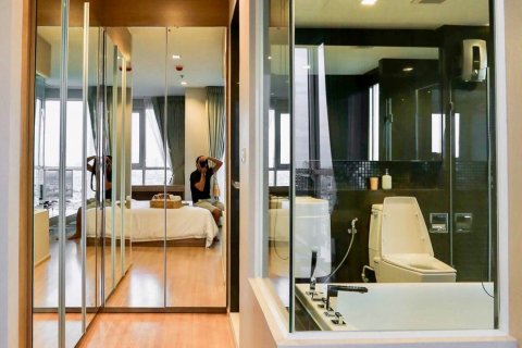 Condominio de 2 dormitorios en Sathon, Bangkok, Tailandia № 144163 - foto 12