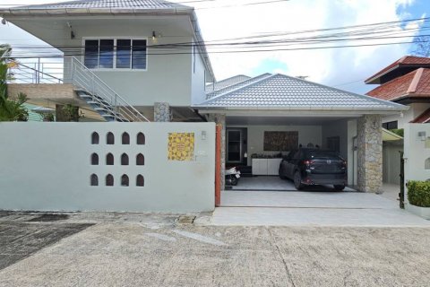 Chalet de 4 dormitorios en Kathu, Tailandia № 115703 - foto 2