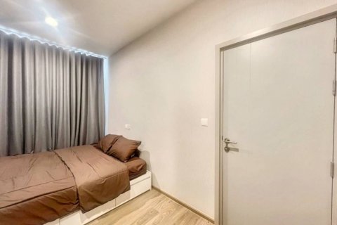 Condominio de 1 dormitorio en Khlong Toei, Bangkok, Tailandia № 115702 - foto 2