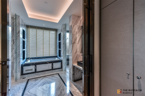 Condominio de 2 dormitorios en Bangkok, Tailandia № 184358 - foto 10