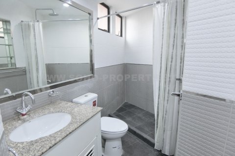 Condominio de 3 dormitorios en Bangkok, Tailandia № 143813 - foto 17
