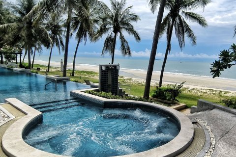 Chalet de 2 dormitorios en Hua Hin, Tailandia № 137279 - foto 4
