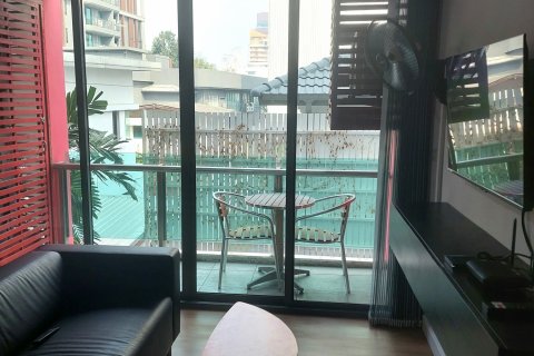Studio in the Condo in Watthana, Bangkok, Thailand  № 137277 - Foto 2