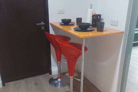 Studio in the Condo in Watthana, Bangkok, Thailand  № 137277 - Foto 4