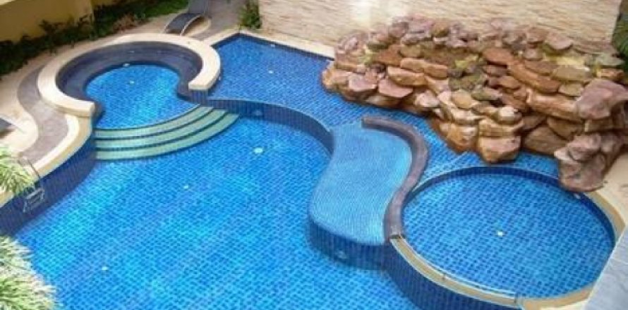 Apartamento de 2 dormitorios en Pattaya, Tailandia № 202733