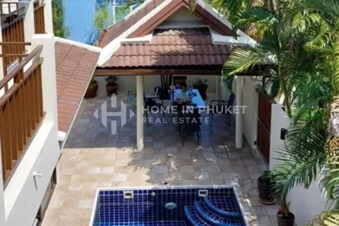 Casa de 3 dormitorios en Kathu, Tailandia № 161435 - foto 2