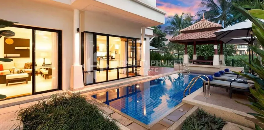 Casa de 4 dormitorios en Phuket, Tailandia № 161437
