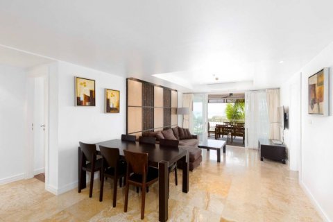 Condominio de 3 dormitorios en Phuket, Tailandia № 117227 - foto 2