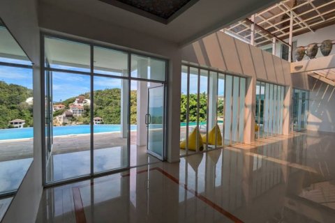 Chalet de 6 dormitorios en Surat Thani, Tailandia № 117228 - foto 4