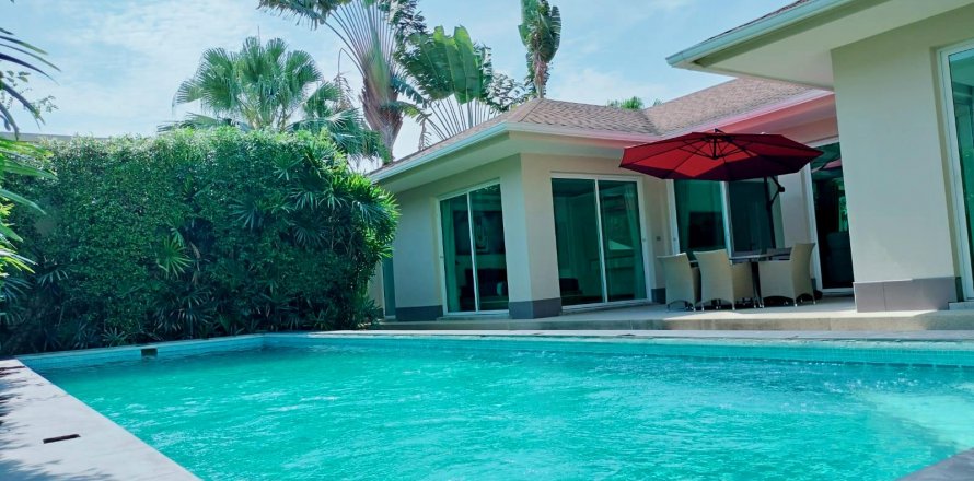 Casa de 3 dormitorios en Pattaya, Tailandia № 57644