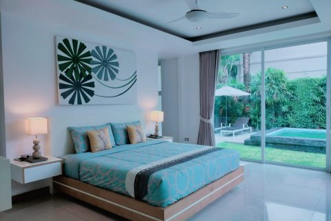 Casa de 3 dormitorios en Pattaya, Tailandia № 57644 - foto 14