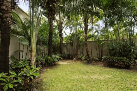 Casa de 3 dormitorios en Pattaya, Tailandia № 202482 - foto 3